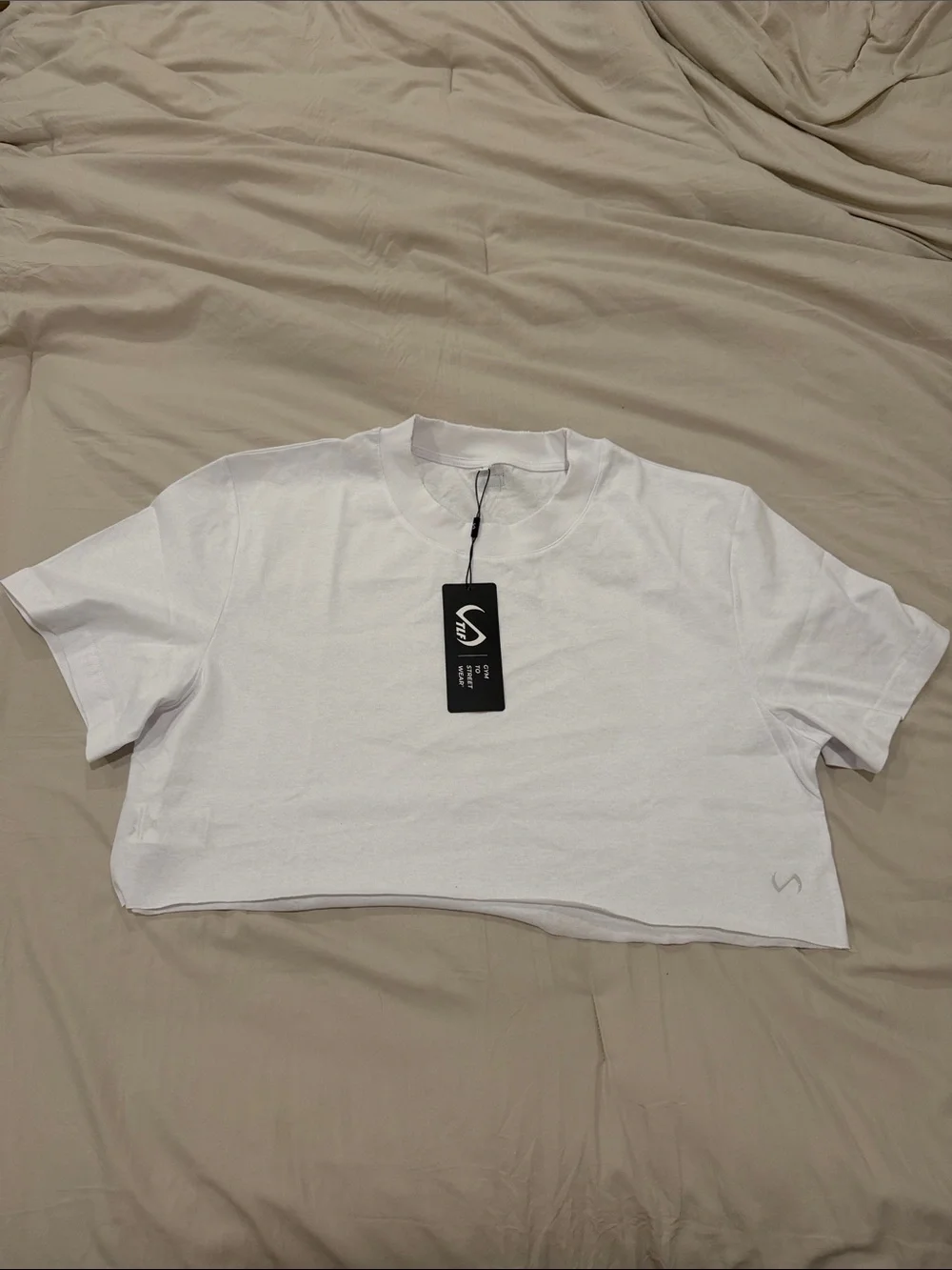 NWT TLF White Oversized Cropped Tee - Picture 2 of 5